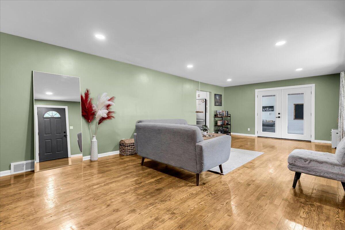 309 W South Street