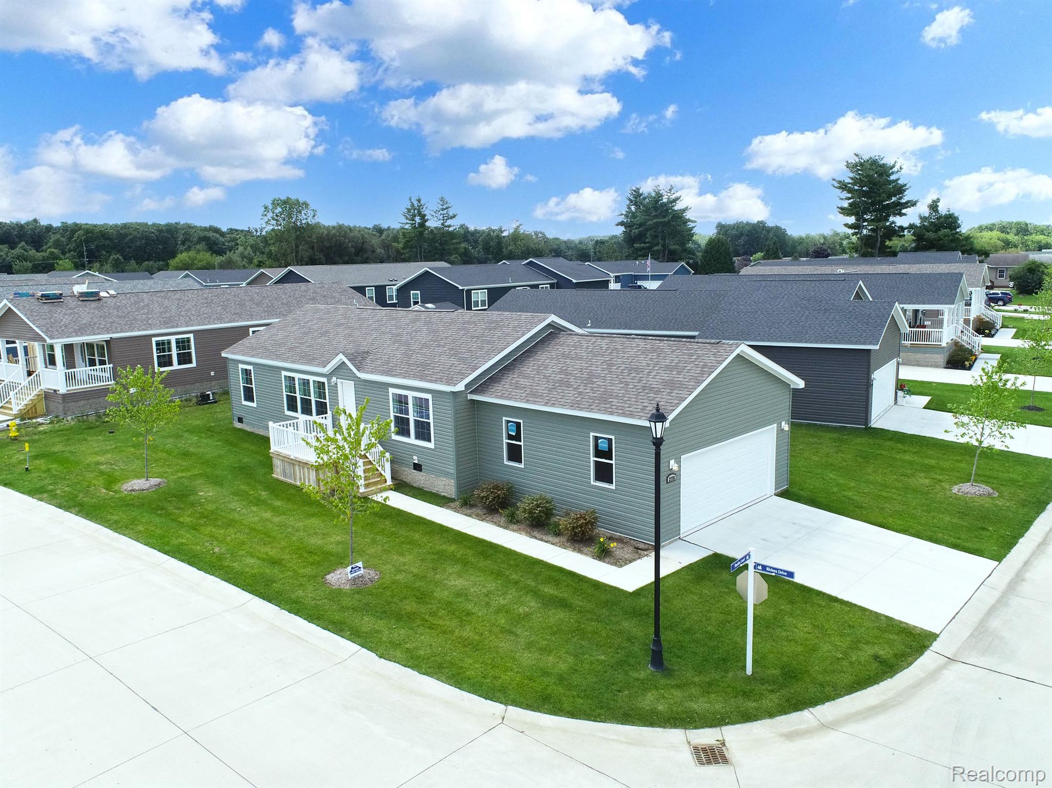 2776 Pinellas Court