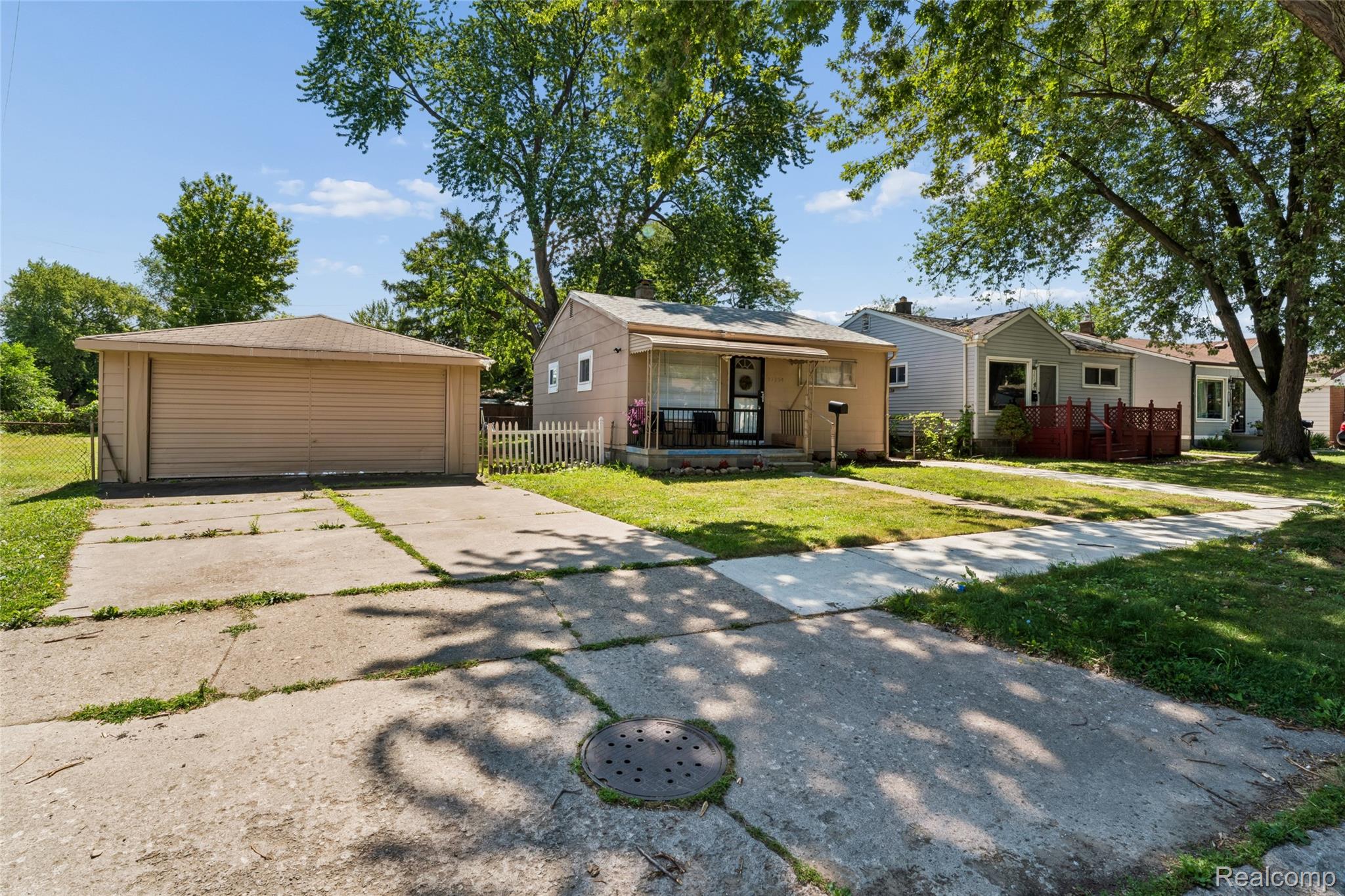 17134 Robert Street