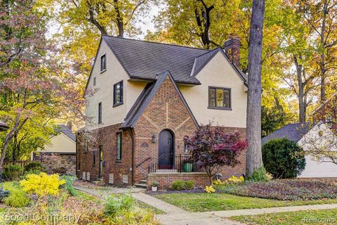 551 W Oakridge Street Ferndale City MI 48220