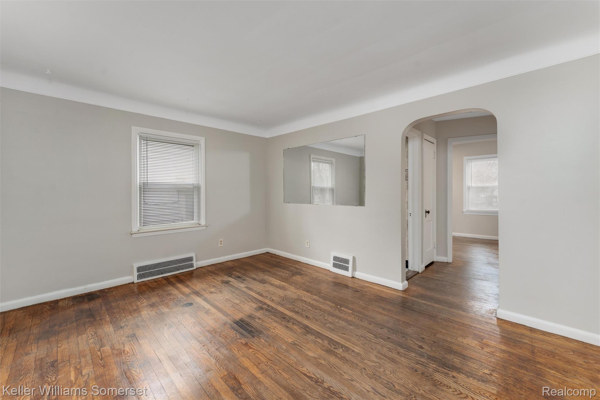 19163 Kenosha Street