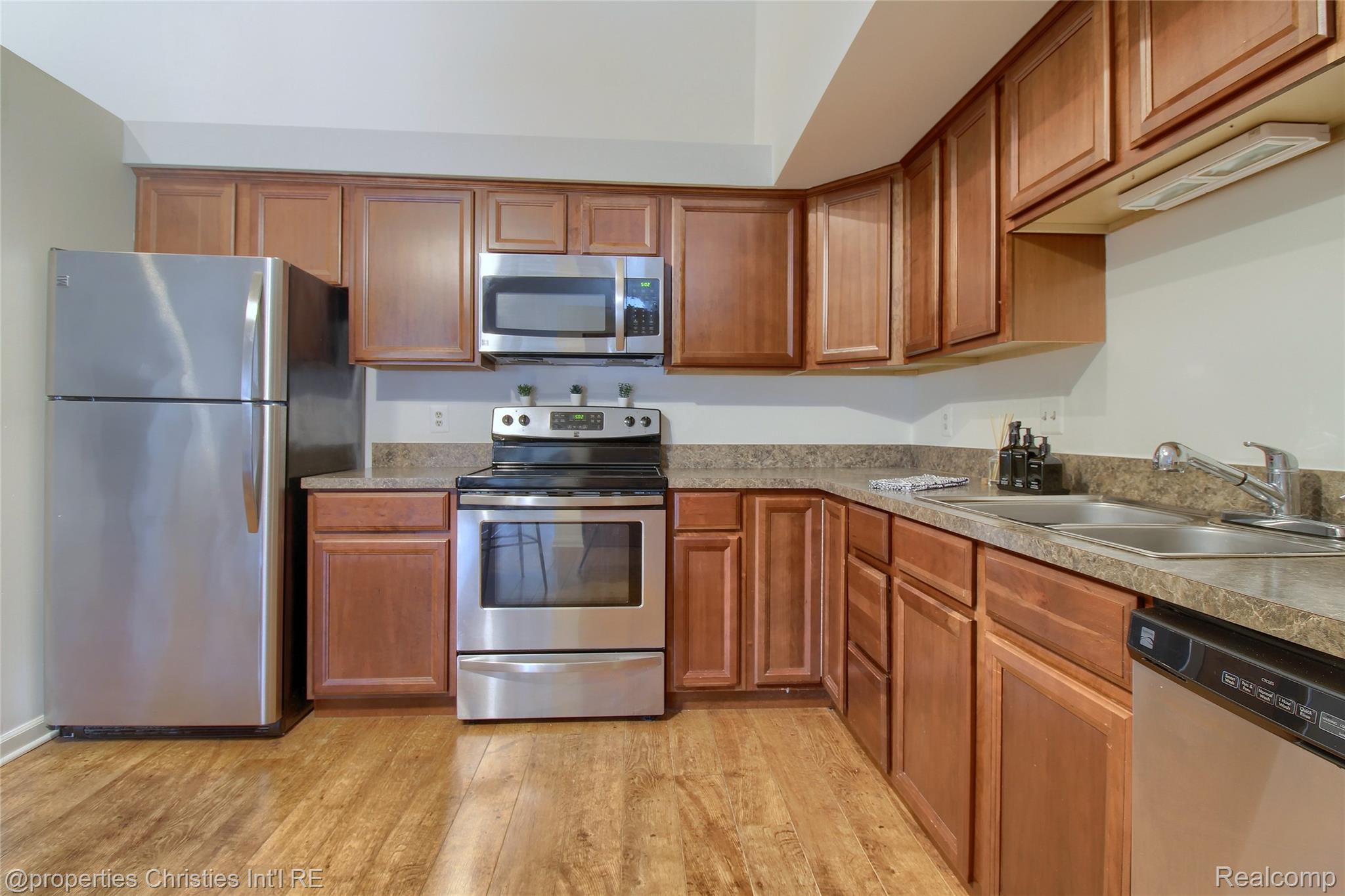 19586 Northridge Drive