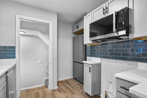 Tiny photo for 414 Aqua Court, Royal Oak Charter Township, MI 48073 (MLS # 20261016989)