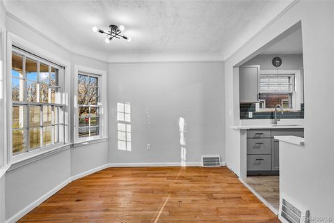 Tiny photo for 414 Aqua Court, Royal Oak Charter Township, MI 48073 (MLS # 20261016989)