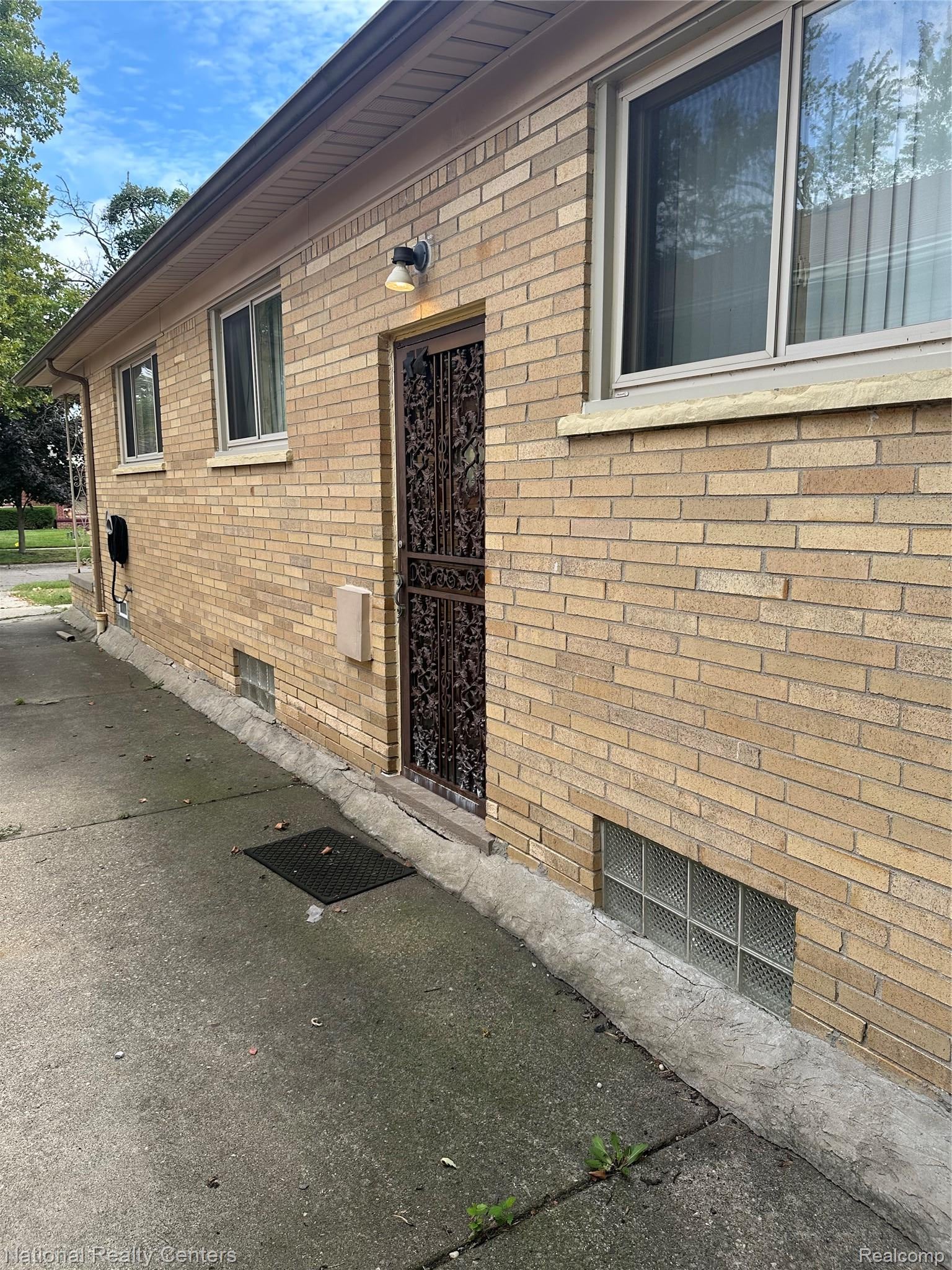 24051 Berkley Street