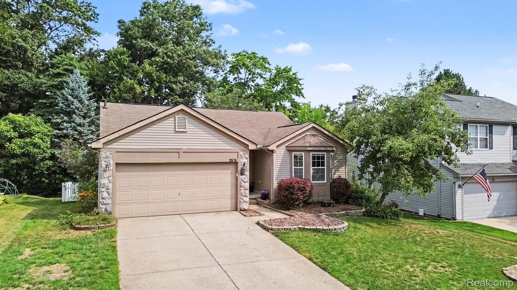 5576 Juneberry Court