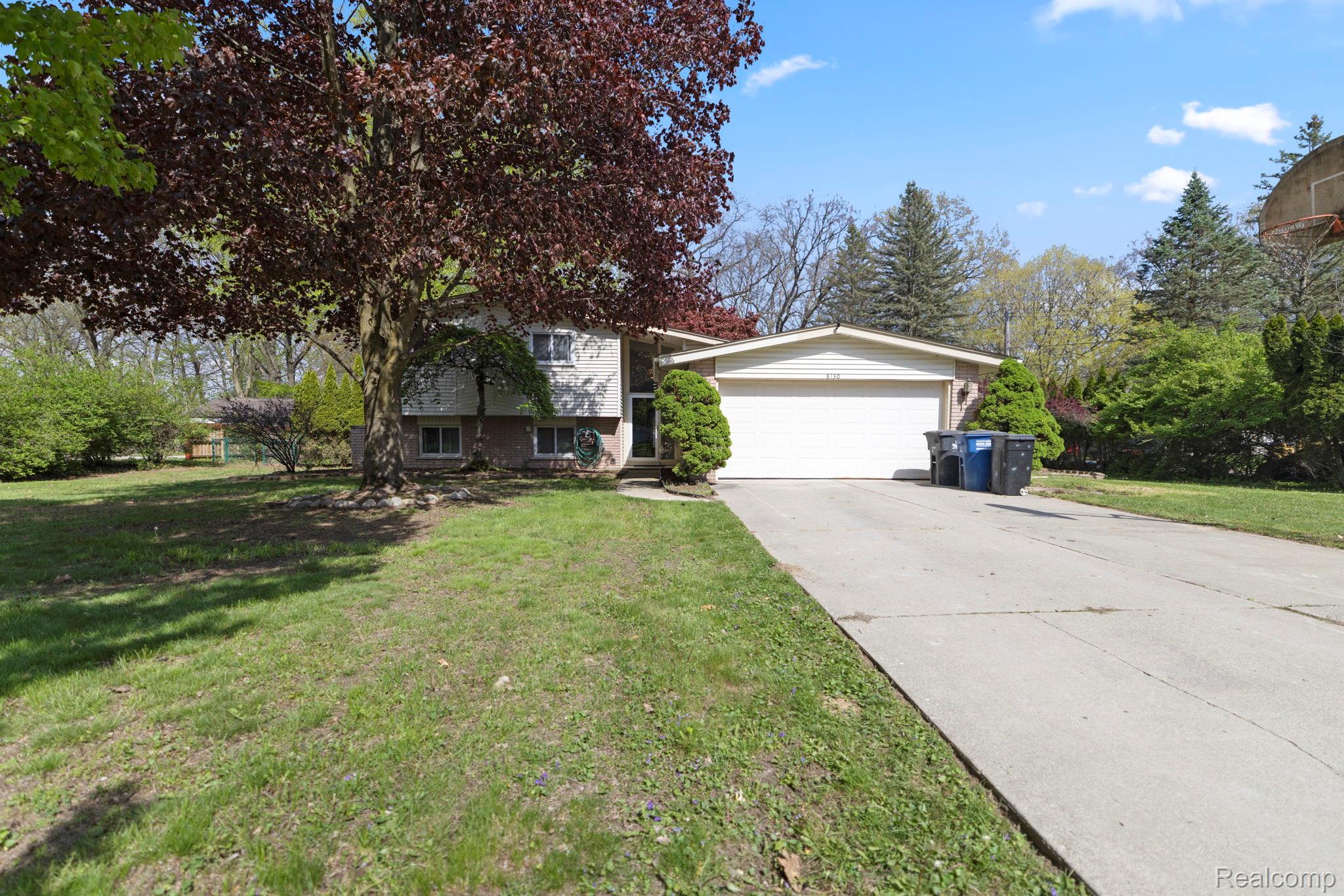 8130 Ravine Drive