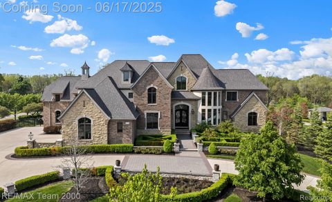 49350 Chianti Drive Novi City MI 48167