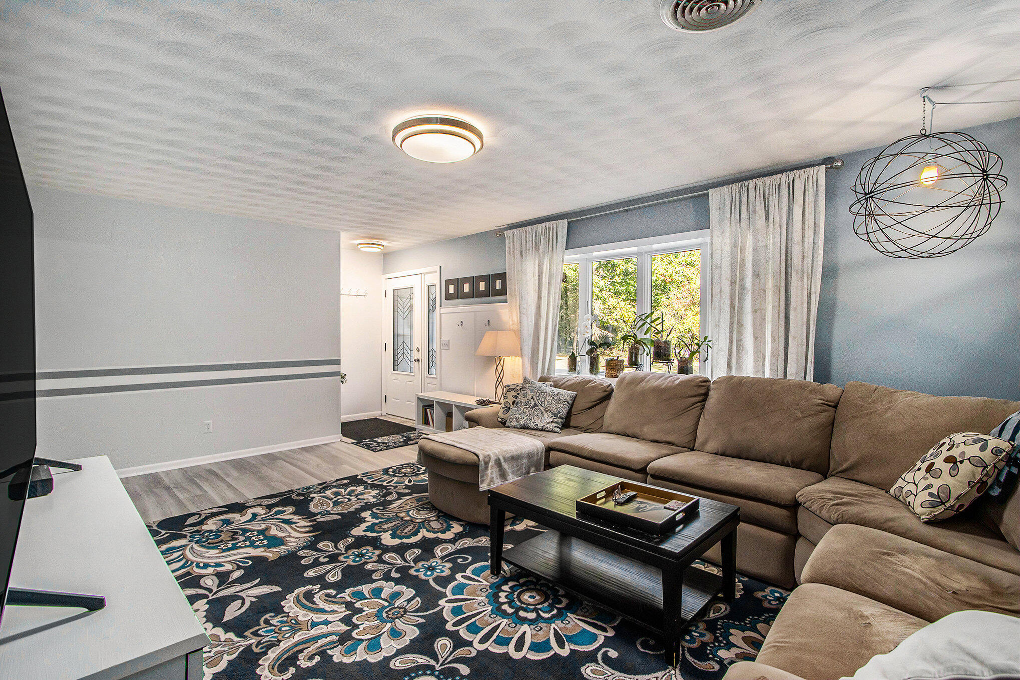 Ross Twp, Michigan 49083, United States, 3 Bedrooms Bedrooms, ,3 BathroomsBathrooms,Residential,Active,39882