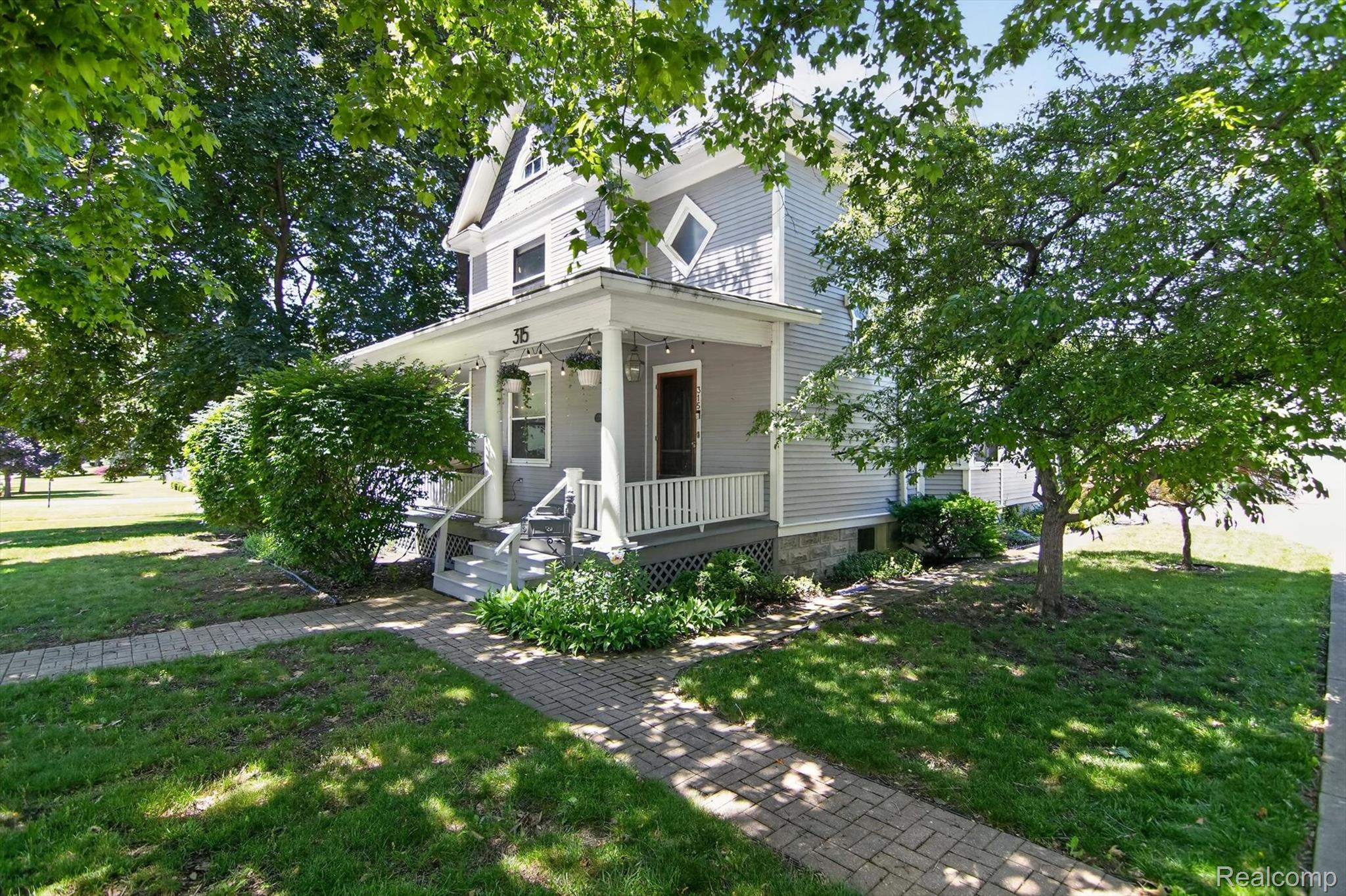 315 E Michigan Avenue