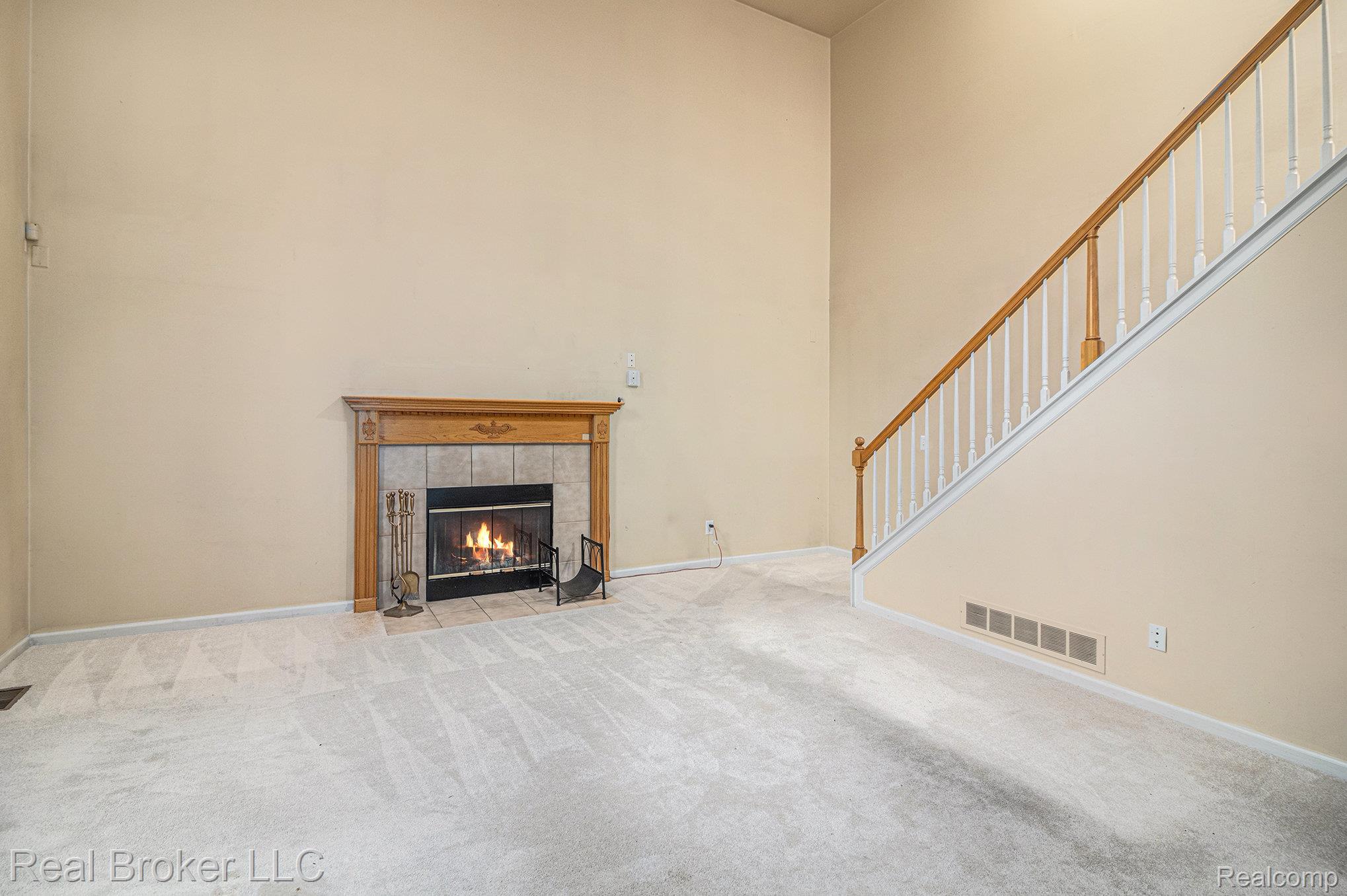 24403 Elmhurst Avenue