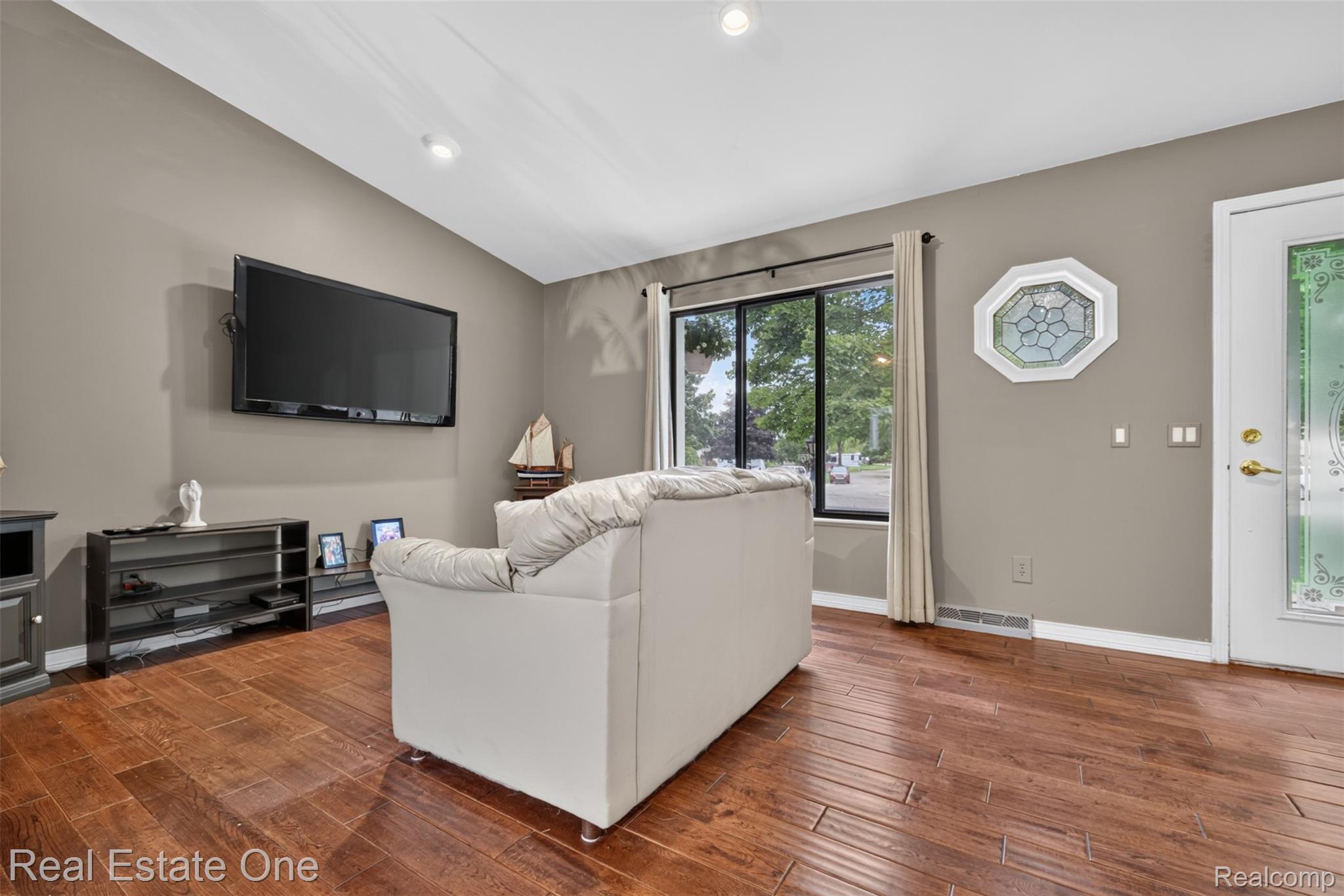 217 Davis Lake Drive