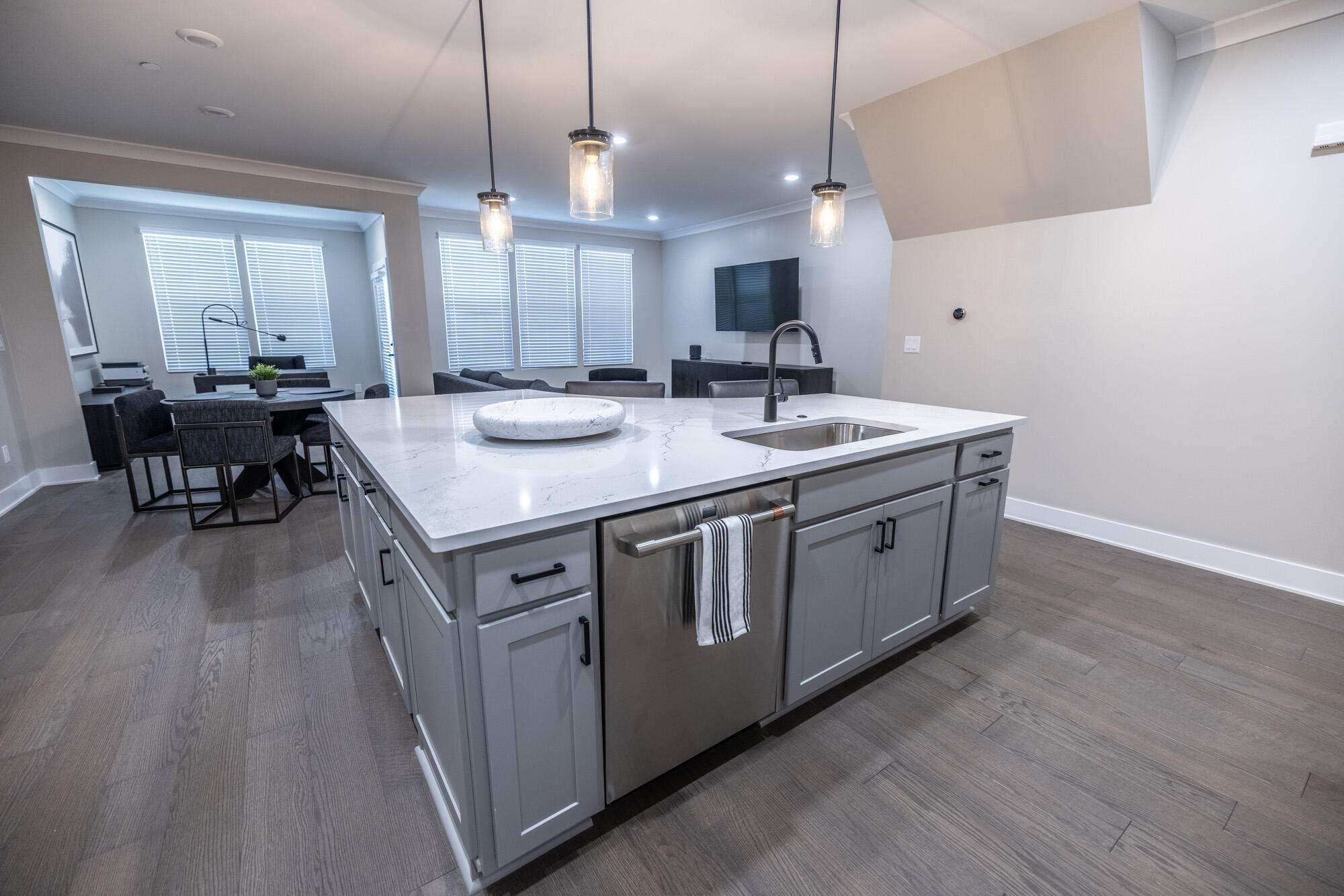 40207 Premier Drive 32