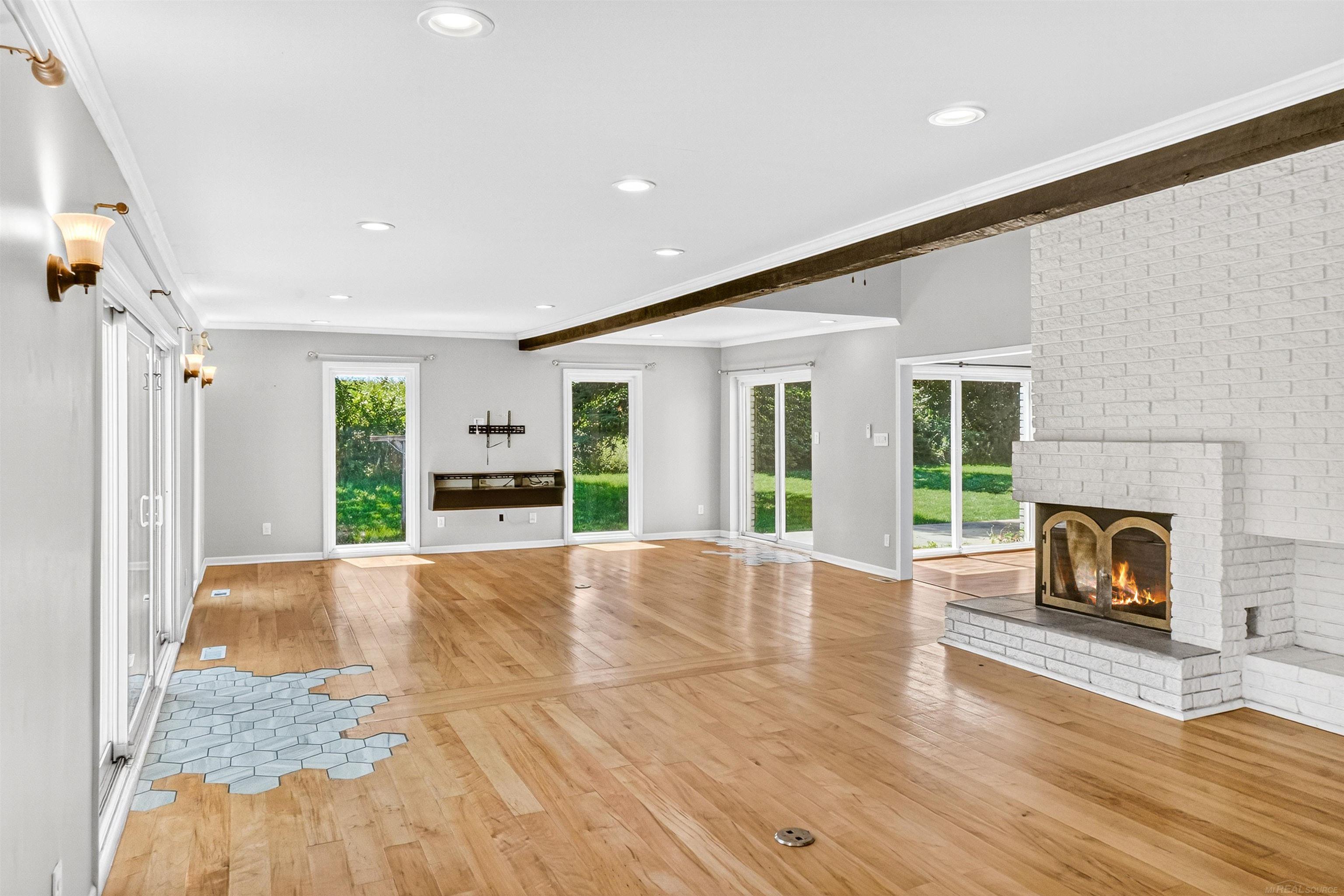 3237 Muir Road