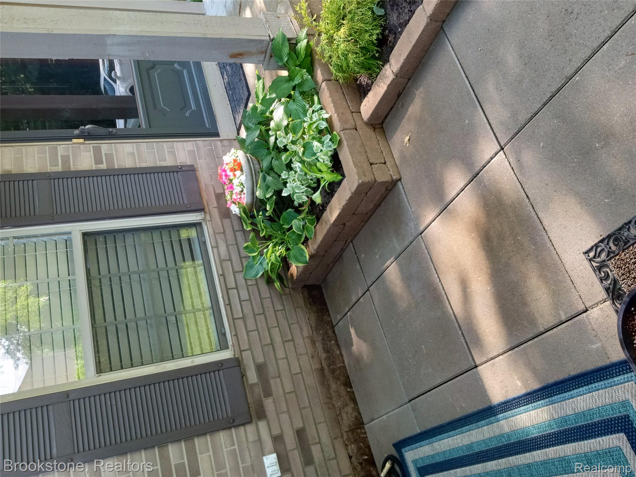 30 Pine Tree Ridge Drive 2