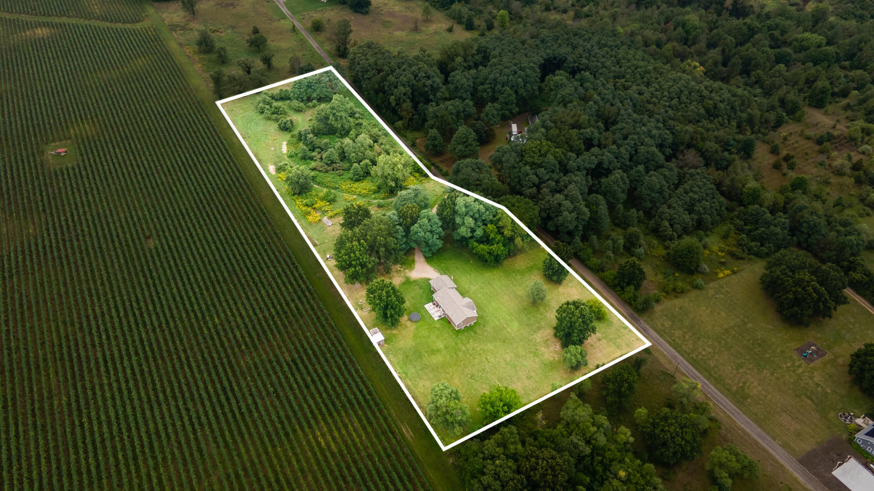 6048 Territorial Road
