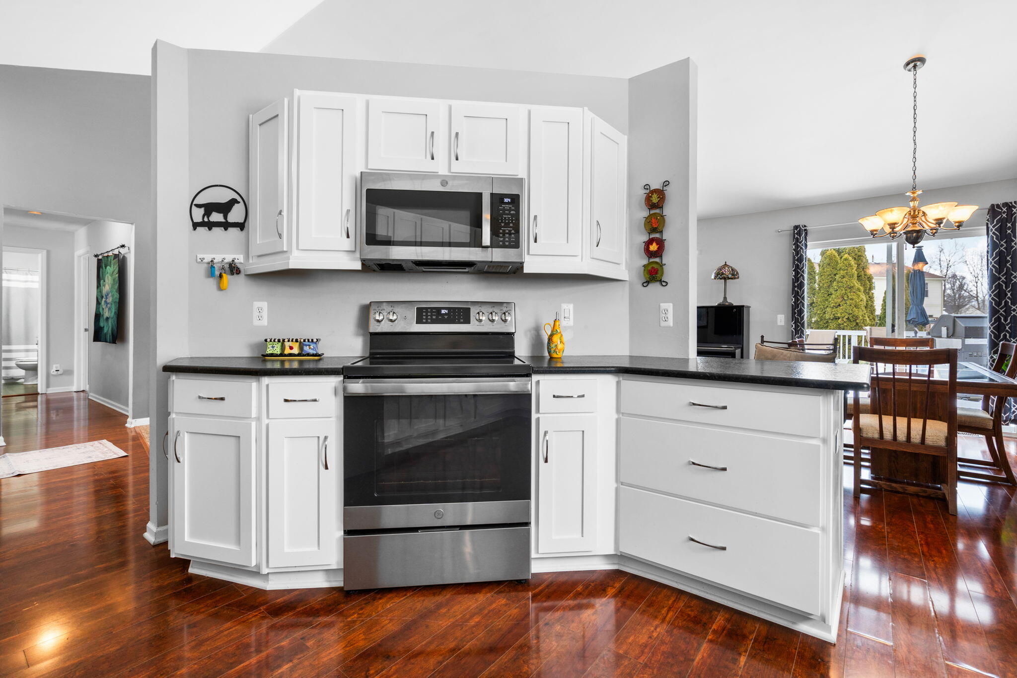 9417 Sandlewood Drive