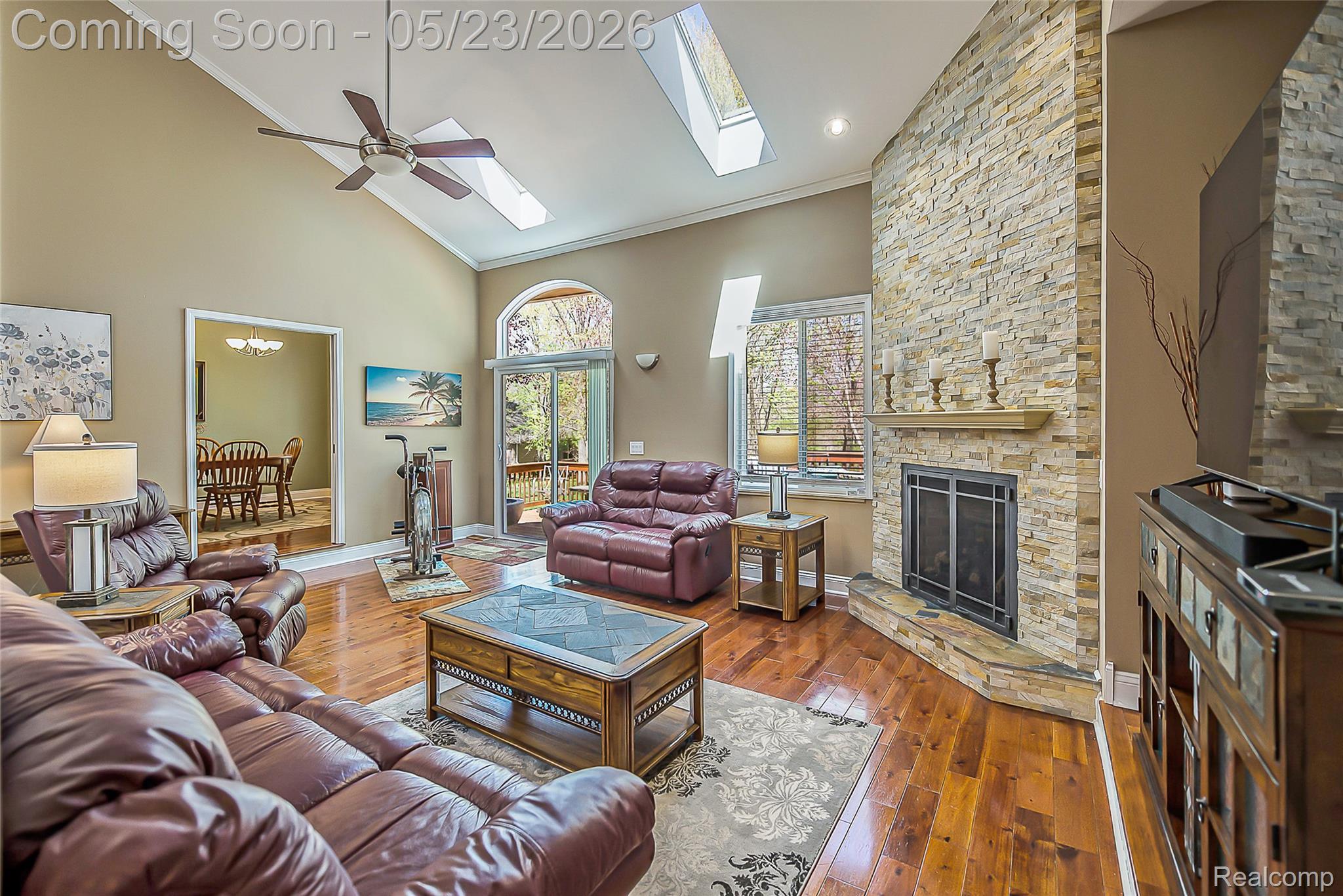 6093 Rosewood Parkway