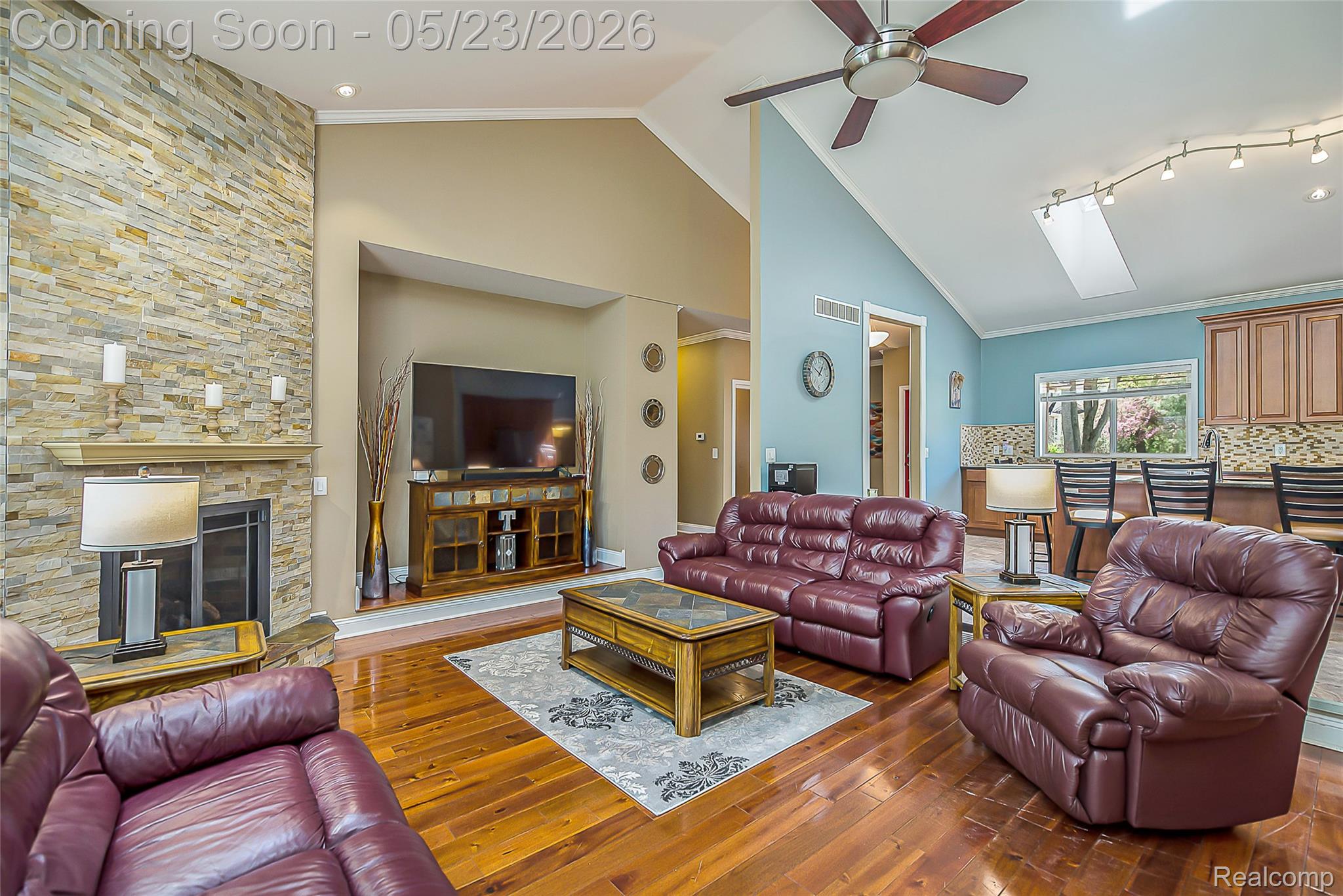 6093 Rosewood Parkway