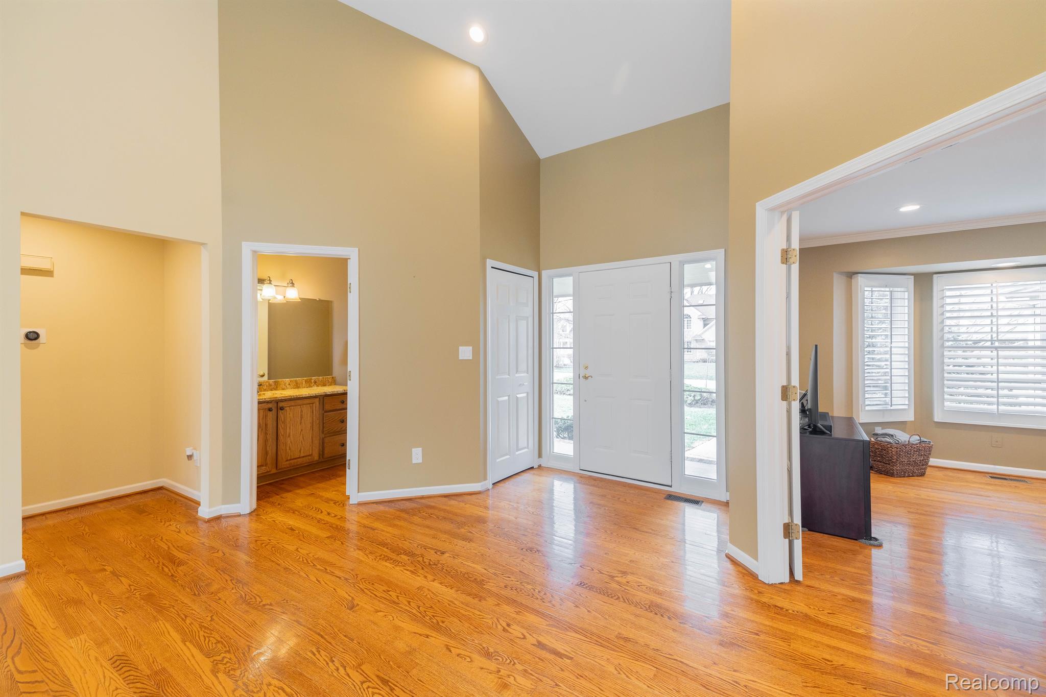7837 OAK RIVER Drive