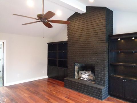 Tiny photo for 40 Riverside Drive, Mt Clemens City, MI 48043 (MLS # 58050201067)