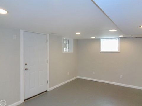 Tiny photo for 40 Riverside Drive, Mt Clemens City, MI 48043 (MLS # 58050201067)