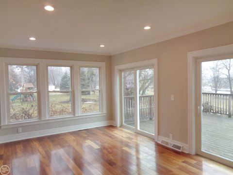 Tiny photo for 40 Riverside Drive, Mt Clemens City, MI 48043 (MLS # 58050201067)