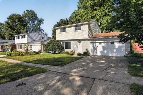Tiny photo for 8899 Nottingham Drive, Superior Charter Township, MI 48198 (MLS # 81026044935)