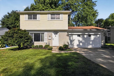 Photo of 8899 Nottingham Drive, Superior Charter Township, MI 48198 (MLS # 81026044935)