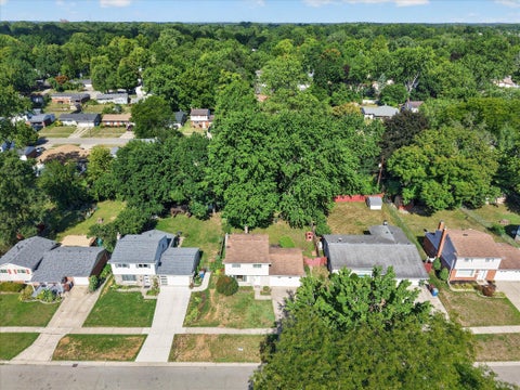 Tiny photo for 8899 Nottingham Drive, Superior Charter Township, MI 48198 (MLS # 81026044935)