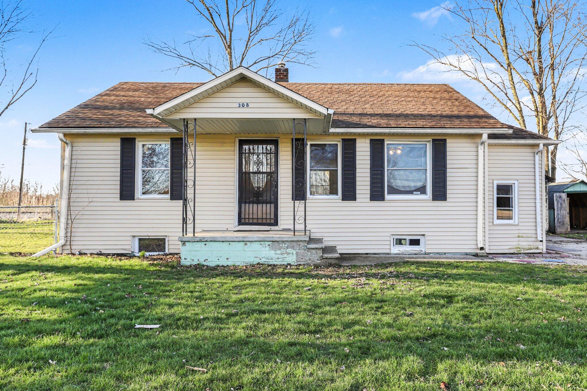 308 E Peck Avenue