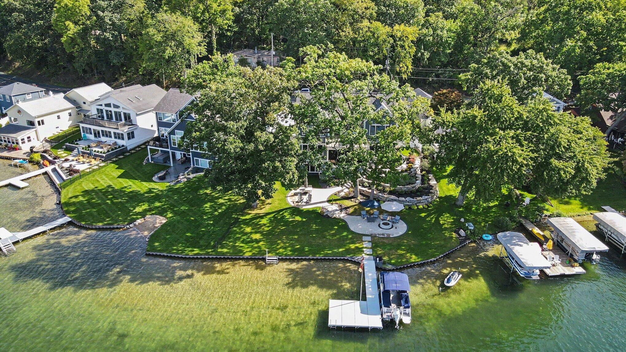 140 E Gull Lake Drive