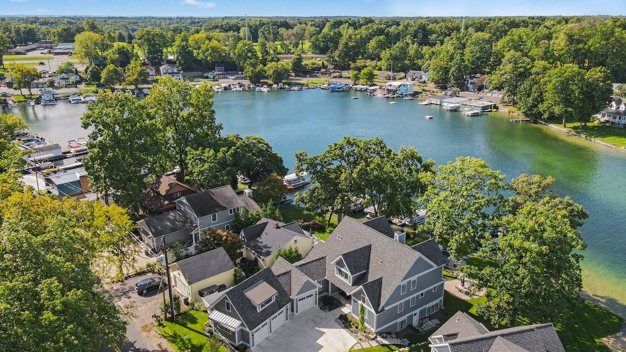140 E Gull Lake Drive