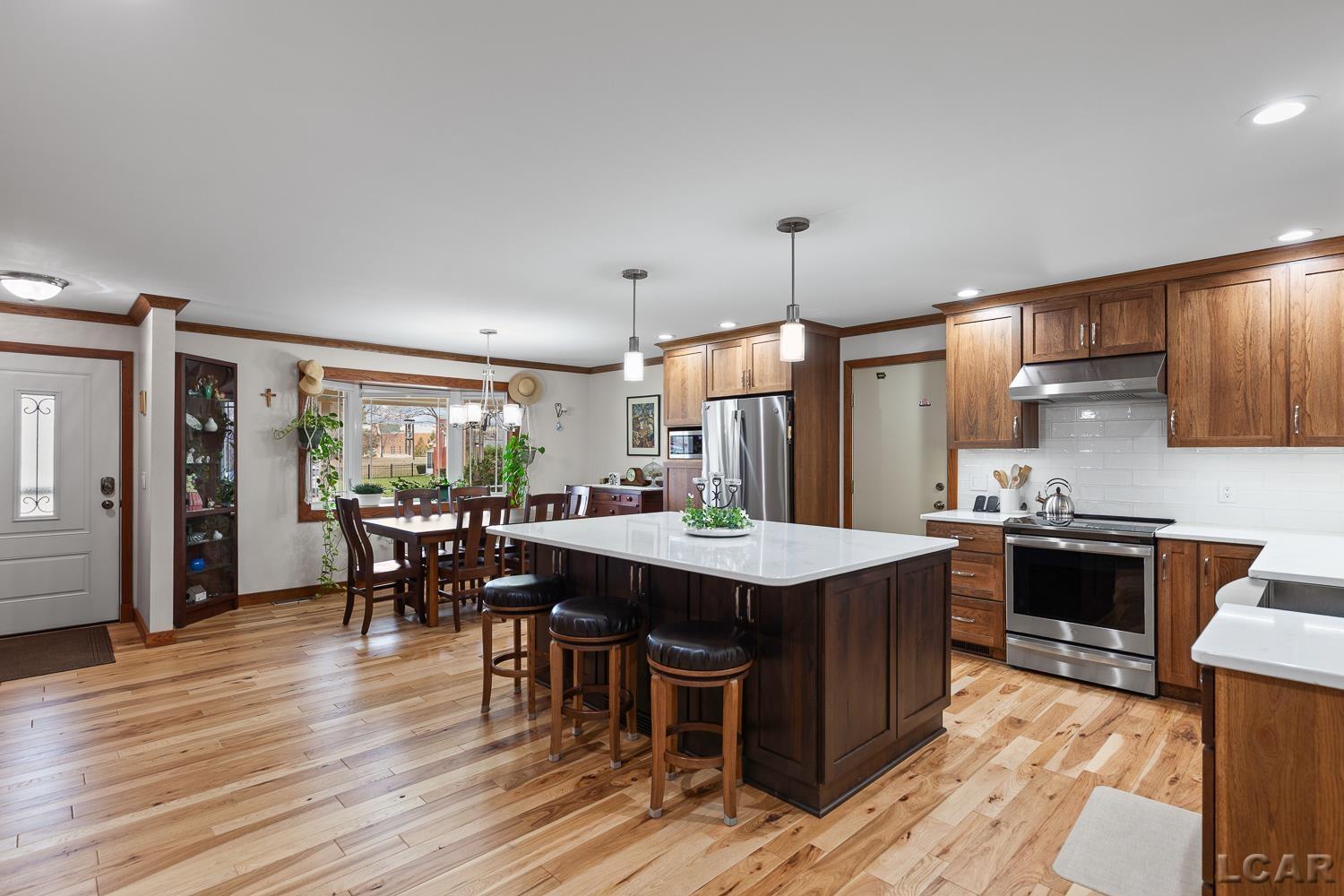 406 Seminole Drive