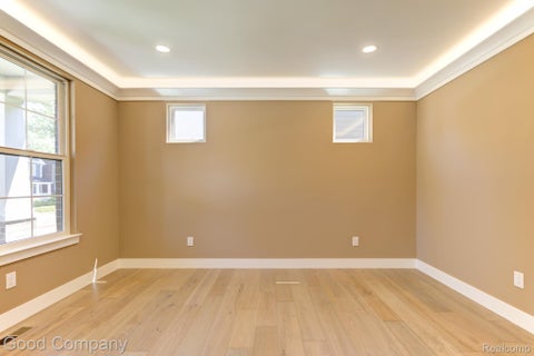 Tiny photo for 808 Irving Avenue, Royal Oak City, MI 48067 (MLS # 20261083033)