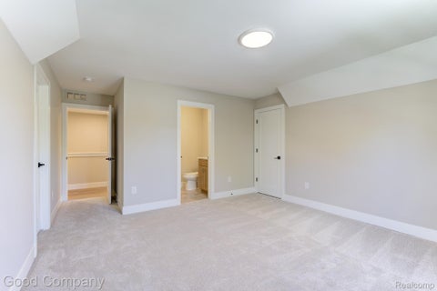 Tiny photo for 808 Irving Avenue, Royal Oak City, MI 48067 (MLS # 20261083033)