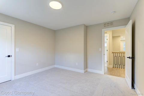 Tiny photo for 808 Irving Avenue, Royal Oak City, MI 48067 (MLS # 20261083033)