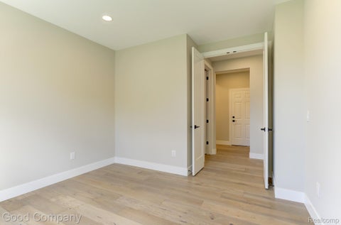 Tiny photo for 808 Irving Avenue, Royal Oak City, MI 48067 (MLS # 20261083033)