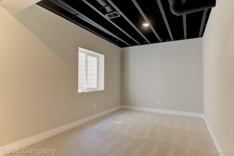 Tiny photo for 808 Irving Avenue, Royal Oak City, MI 48067 (MLS # 20261083033)