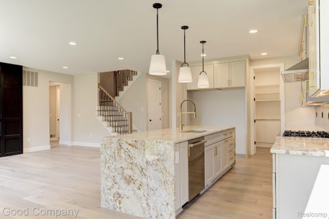 Tiny photo for 808 Irving Avenue, Royal Oak City, MI 48067 (MLS # 20261083033)