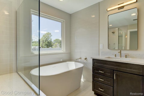 Tiny photo for 808 Irving Avenue, Royal Oak City, MI 48067 (MLS # 20261083033)