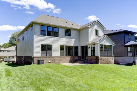Tiny photo for 808 Irving Avenue, Royal Oak City, MI 48067 (MLS # 20261083033)