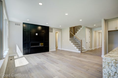 Tiny photo for 808 Irving Avenue, Royal Oak City, MI 48067 (MLS # 20261083033)