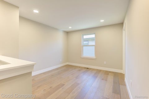 Tiny photo for 808 Irving Avenue, Royal Oak City, MI 48067 (MLS # 20261083033)