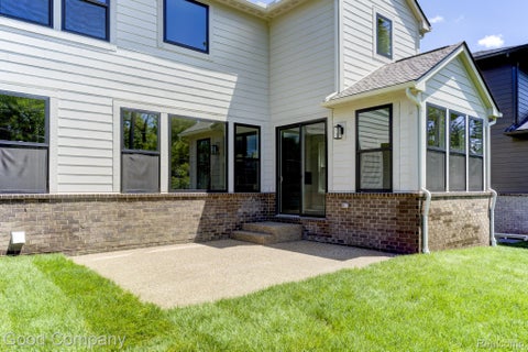 Tiny photo for 808 Irving Avenue, Royal Oak City, MI 48067 (MLS # 20261083033)