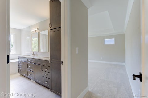 Tiny photo for 808 Irving Avenue, Royal Oak City, MI 48067 (MLS # 20261083033)