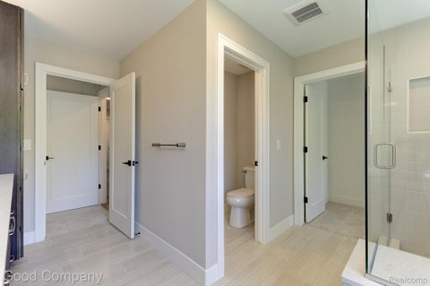 Tiny photo for 808 Irving Avenue, Royal Oak City, MI 48067 (MLS # 20261083033)
