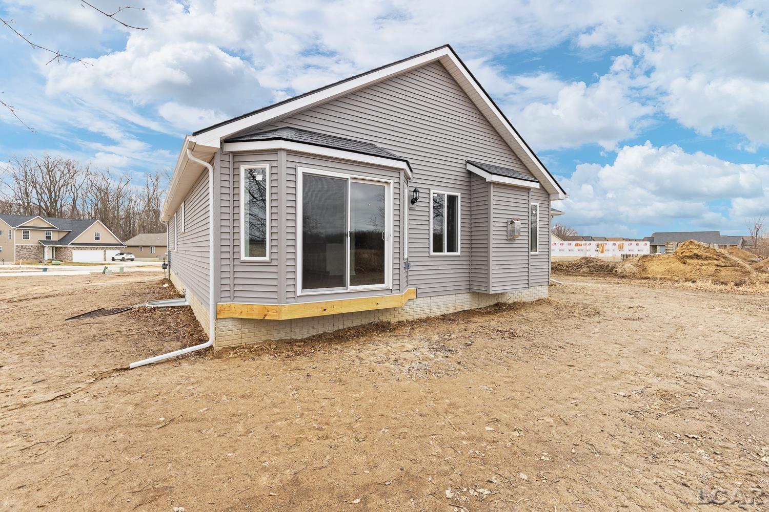 799 War Bonnet Drive