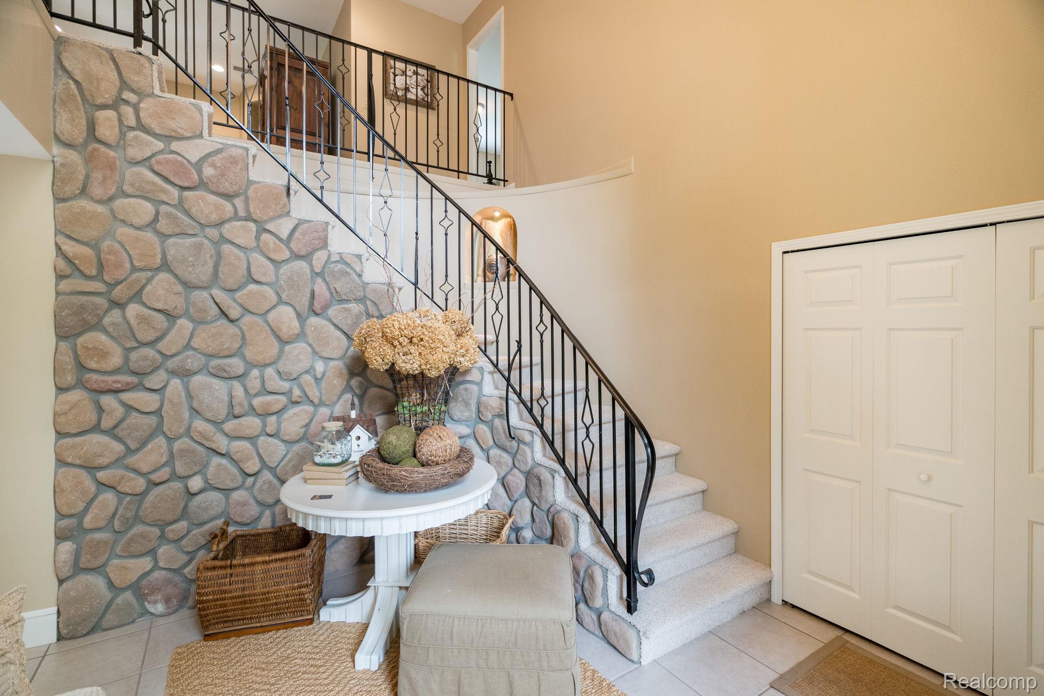 3831 Woodland Drive