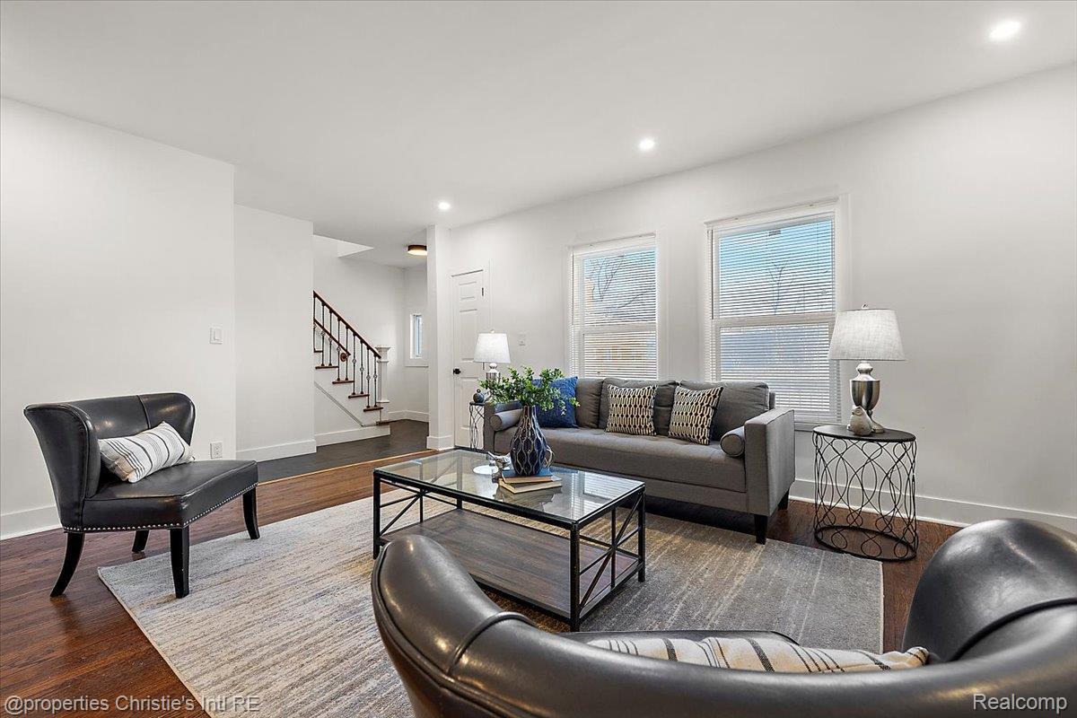 17575 Stoepel Street